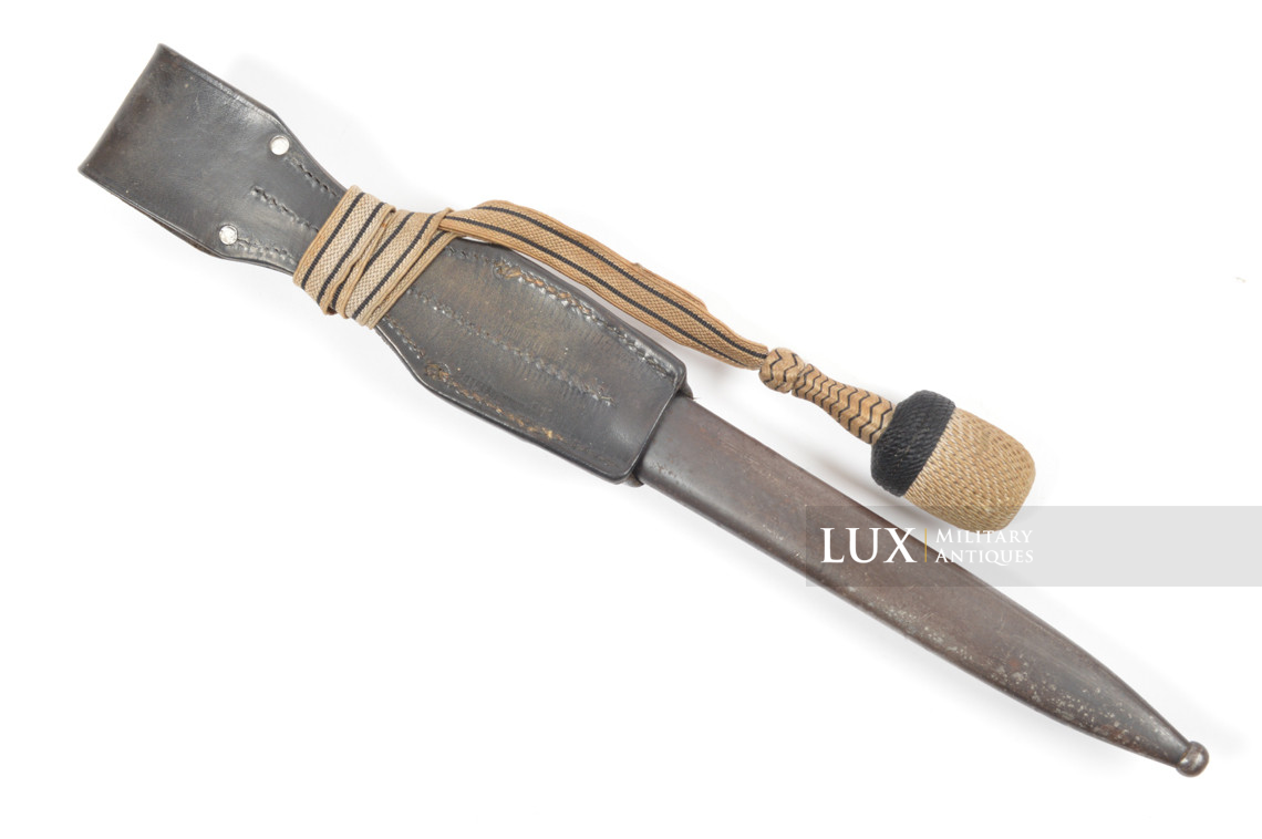 Baïonnette allemande 98k précoce avec gousset en cuir et dragonne - photo 10