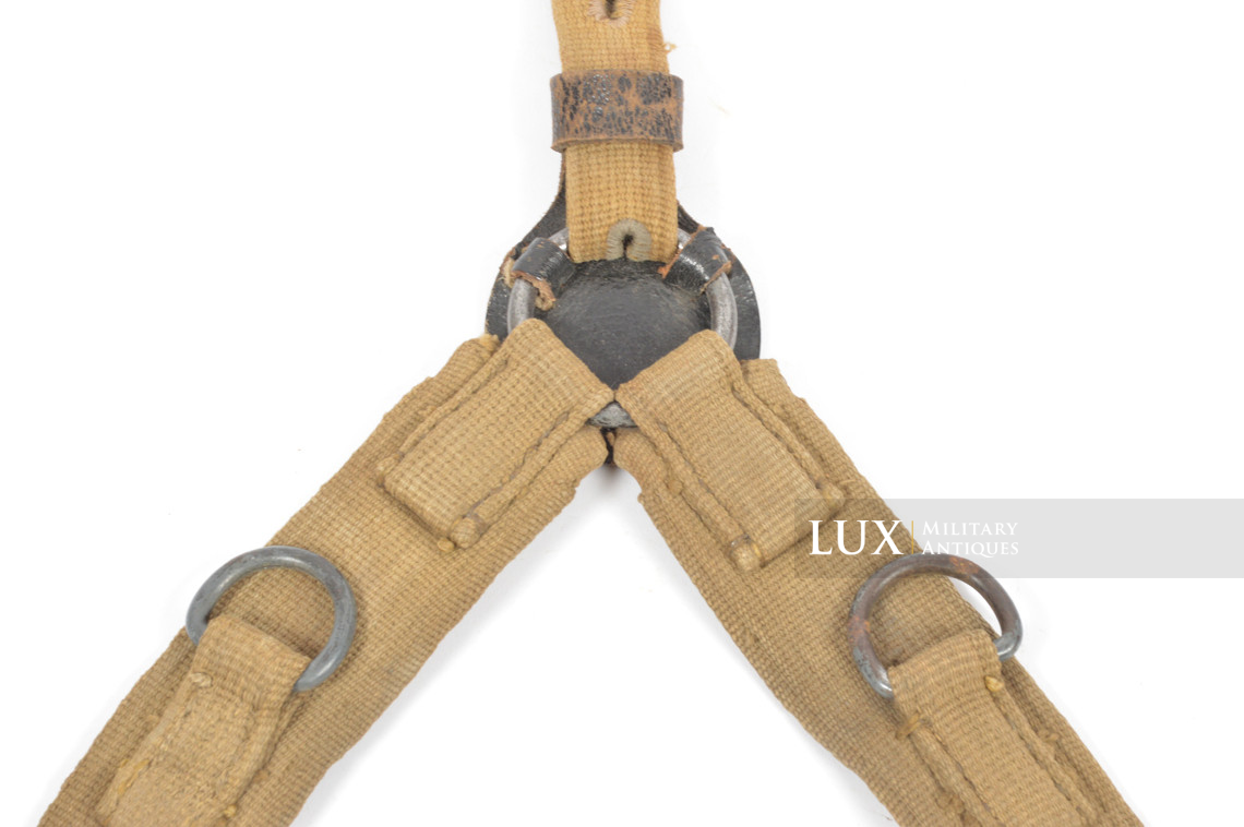 Late-war German tropical webbing Y-straps - photo 11