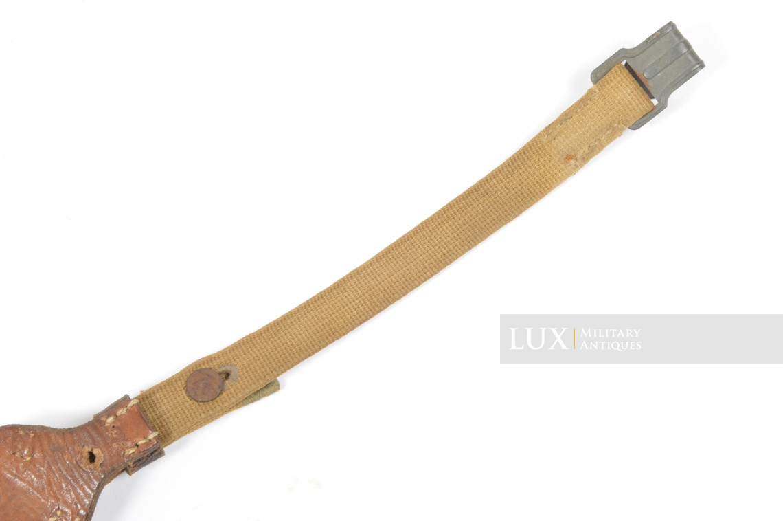 Late-war German tropical webbing Y-straps - photo 22