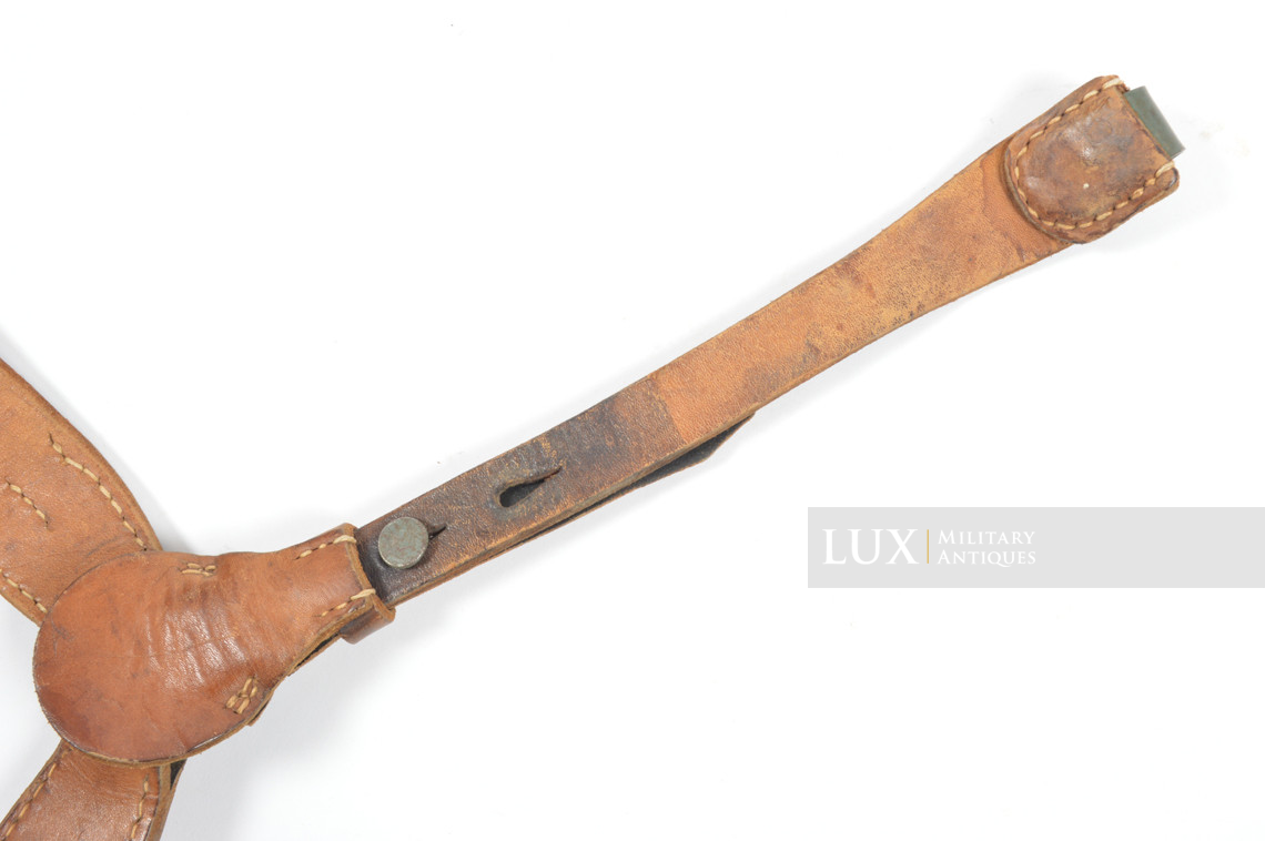 German late-war leather combat Y-straps - photo 22