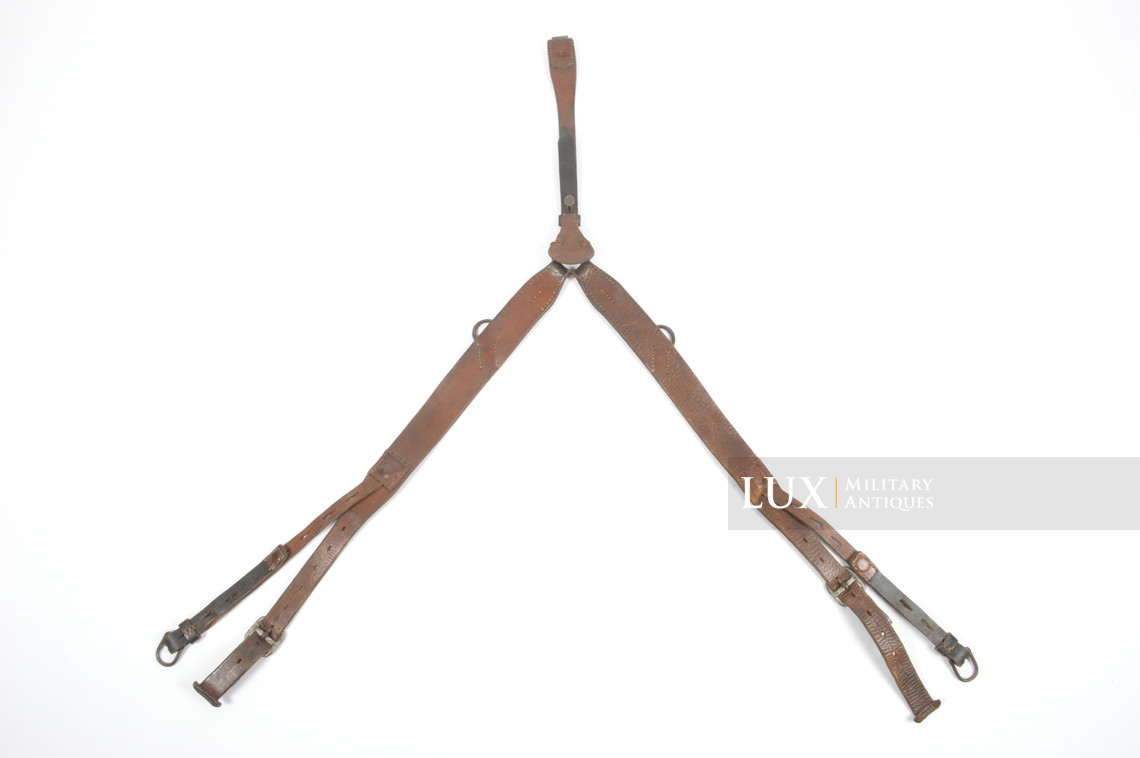 German mid-war leather combat Y-straps - photo 14