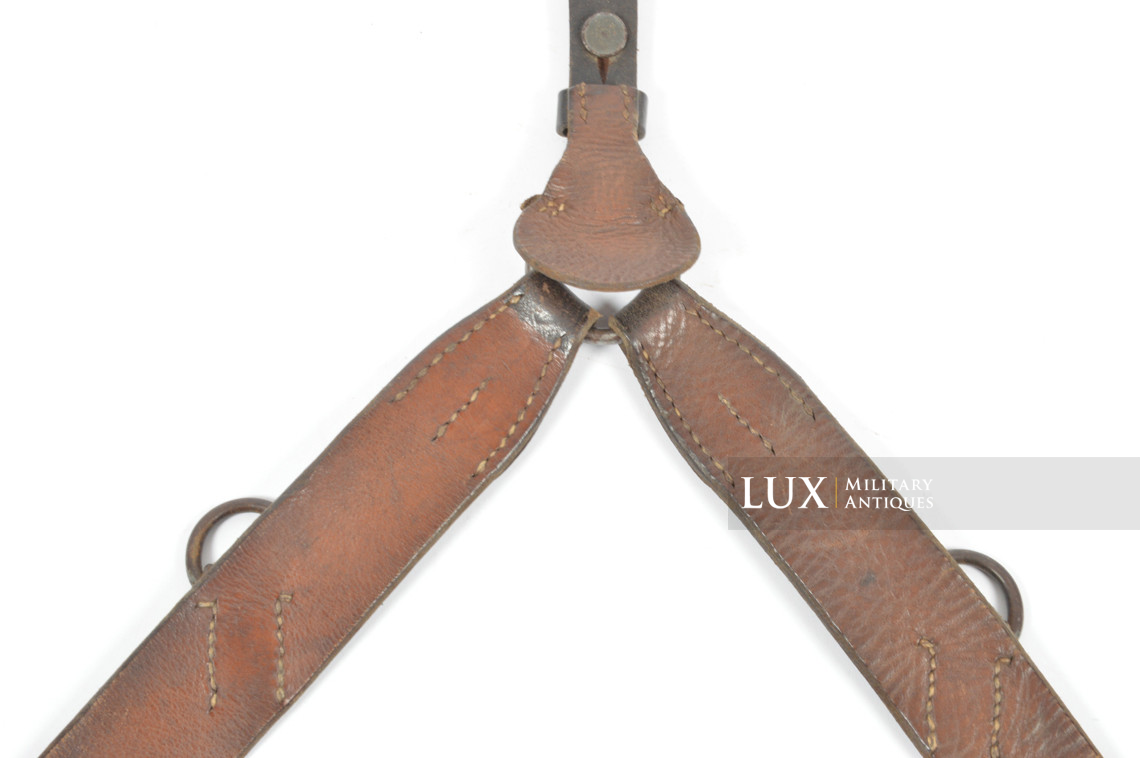 German mid-war leather combat Y-straps - photo 17