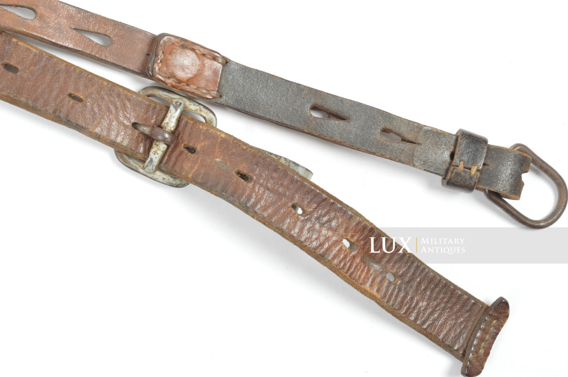 German mid-war leather combat Y-straps - photo 19