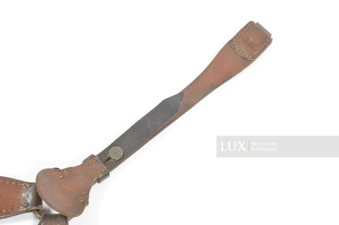 German mid-war leather combat Y-straps - photo 20