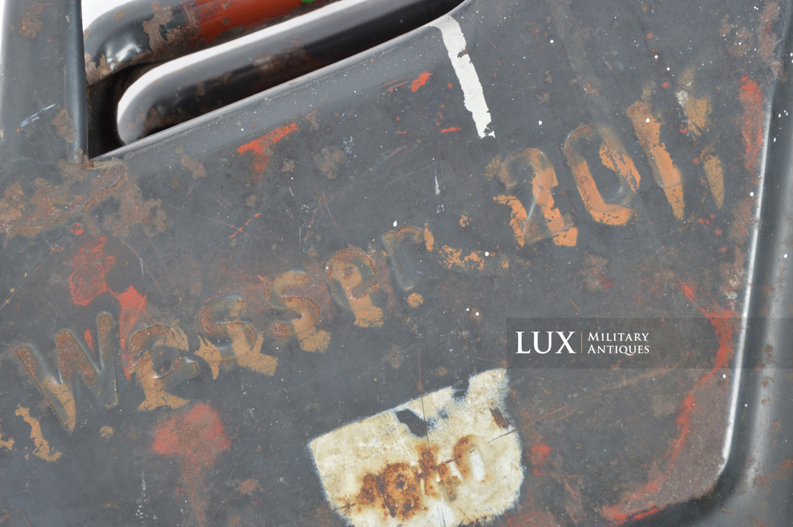 Rare early German water jerrycan, « Wasser / 1940 » - photo 8