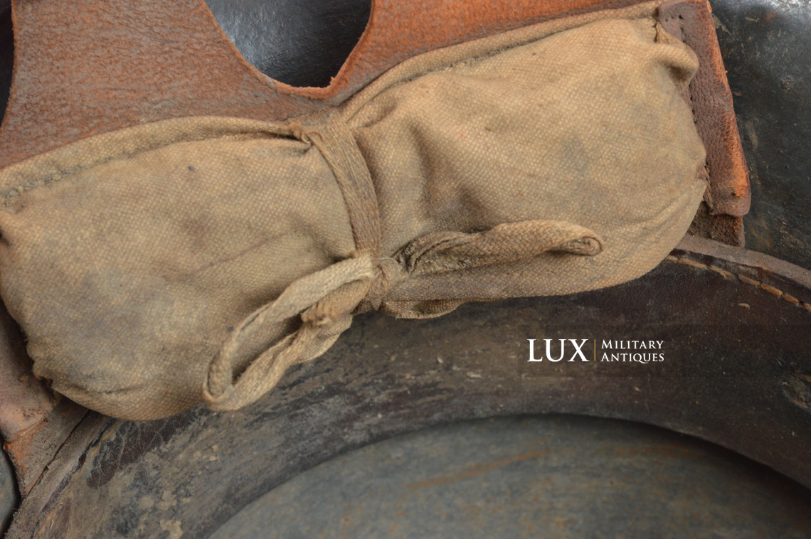 M16 German camouflage combat helmet, « battle damaged » - photo 47