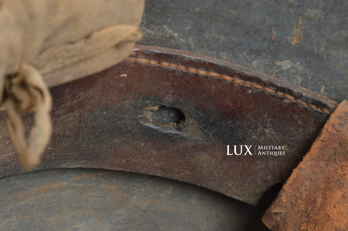 M16 German camouflage combat helmet, « battle damaged » - photo 48