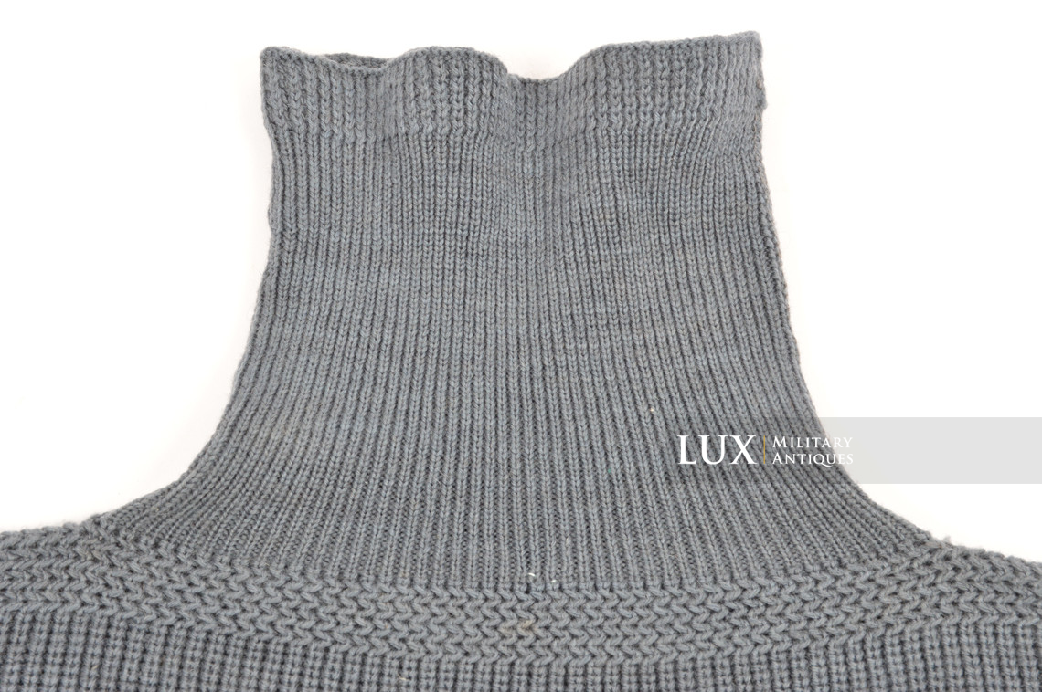 Rare late-war German issued turtle neck sweater, « blue » - photo 17