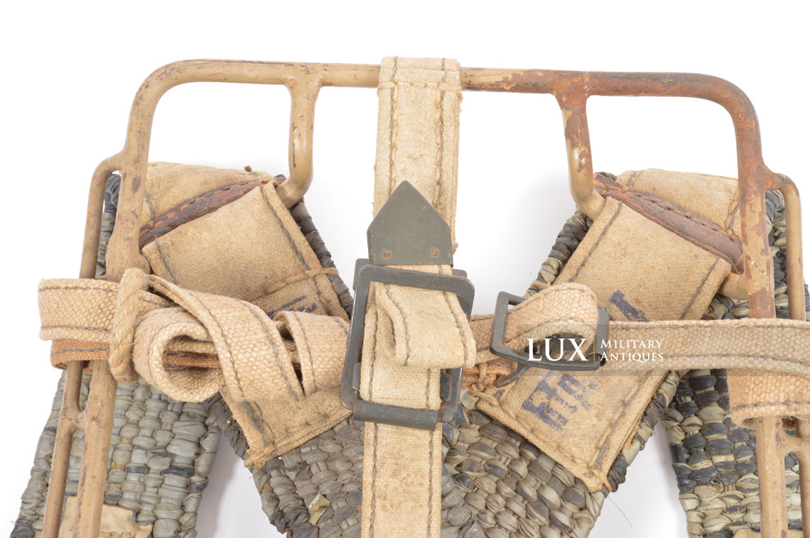 Rare German late-war pack in ersatz material, « Tragegestell » - photo 8