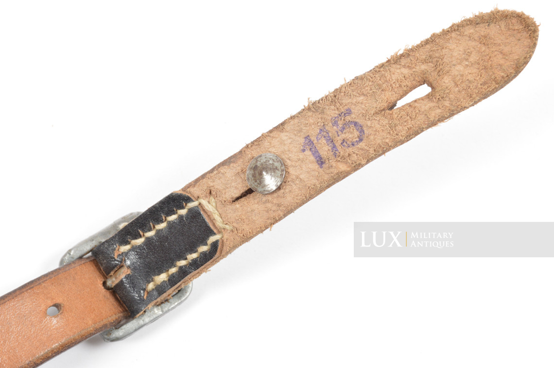 Jugulaire de casque allemand fin de guerre, RBNr « 0/0323/0003 » - photo 9