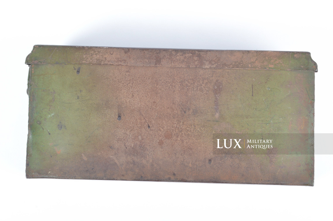 German late-war two-tone camouflage MG34/42 ammunitions case - photo 18