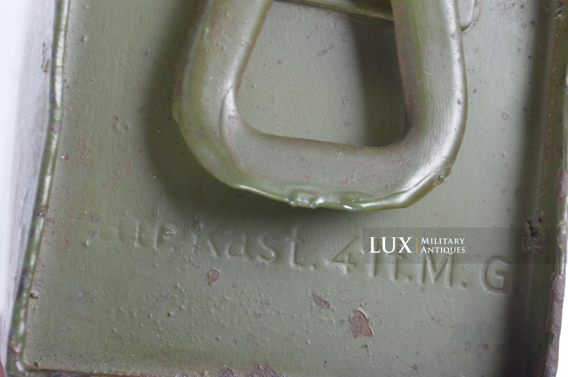 German late-war two-tone camouflage MG34/42 ammunitions case - photo 25