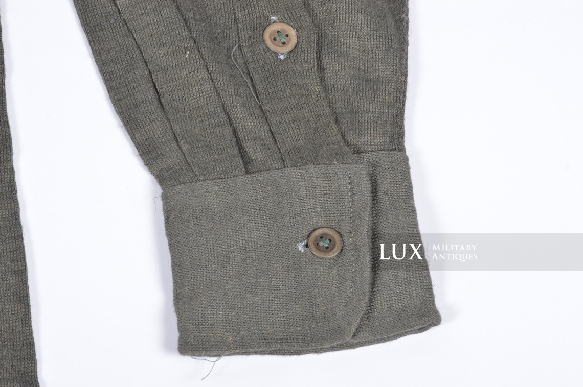Unissued mid-war Heer / Waffen-SS issue service shirt, « Aertex » - photo 13