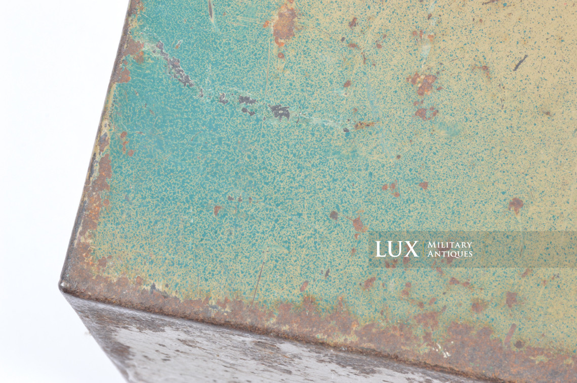 Caisse allemande pour chargeurs de 2cm Flak camouflée deux tons - photo 11