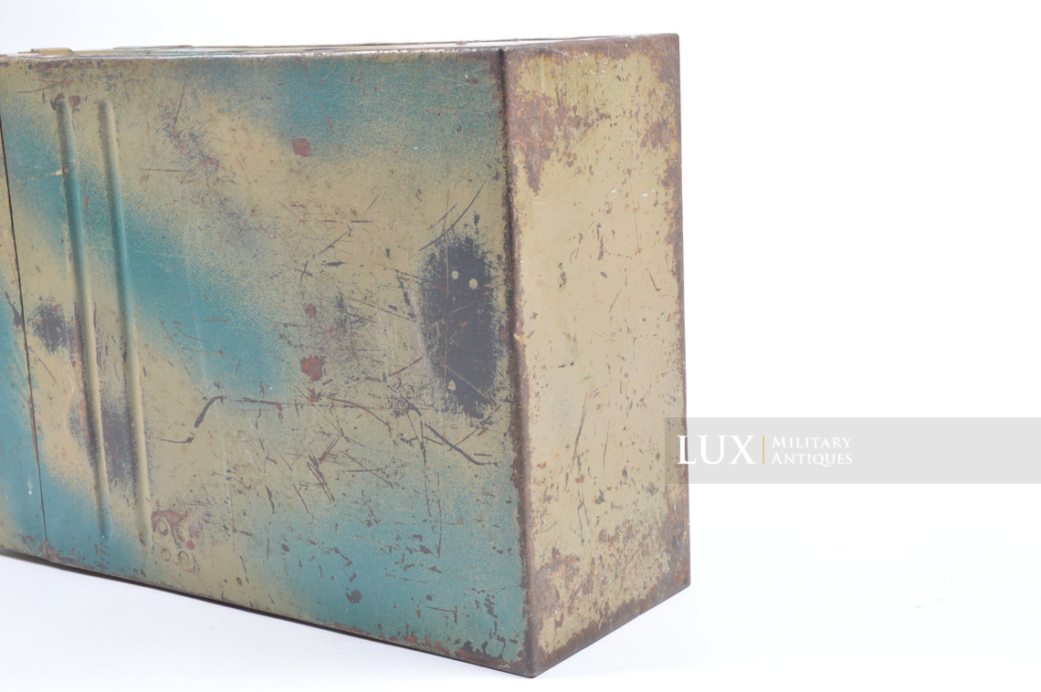 Caisse allemande pour chargeurs de 2cm Flak camouflée deux tons - photo 26
