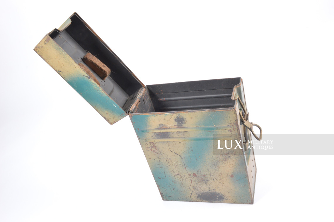 Caisse allemande pour chargeurs de 2cm Flak camouflée deux tons - photo 35