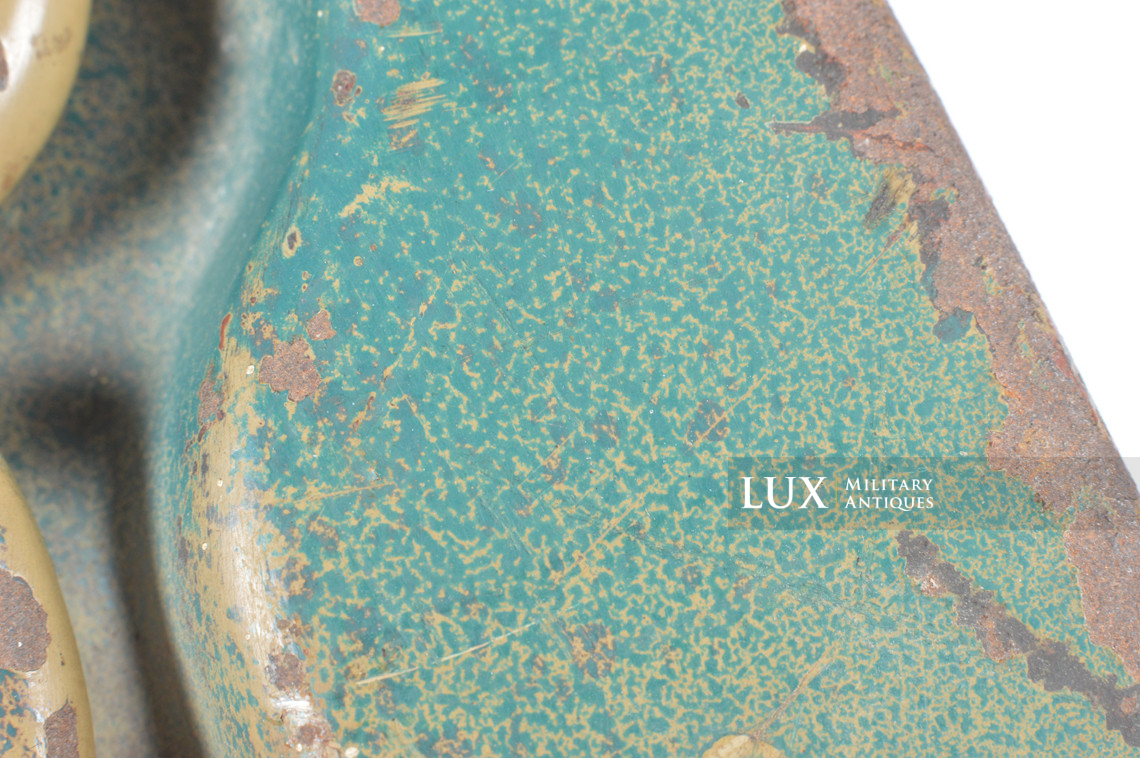 Caisse allemande pour chargeurs de 2cm Flak camouflée deux tons - photo 33