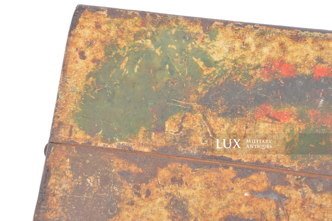 Caisse allemande pour chargeurs de 2cm Flak camouflée trois tons « Normandie » - photo 9