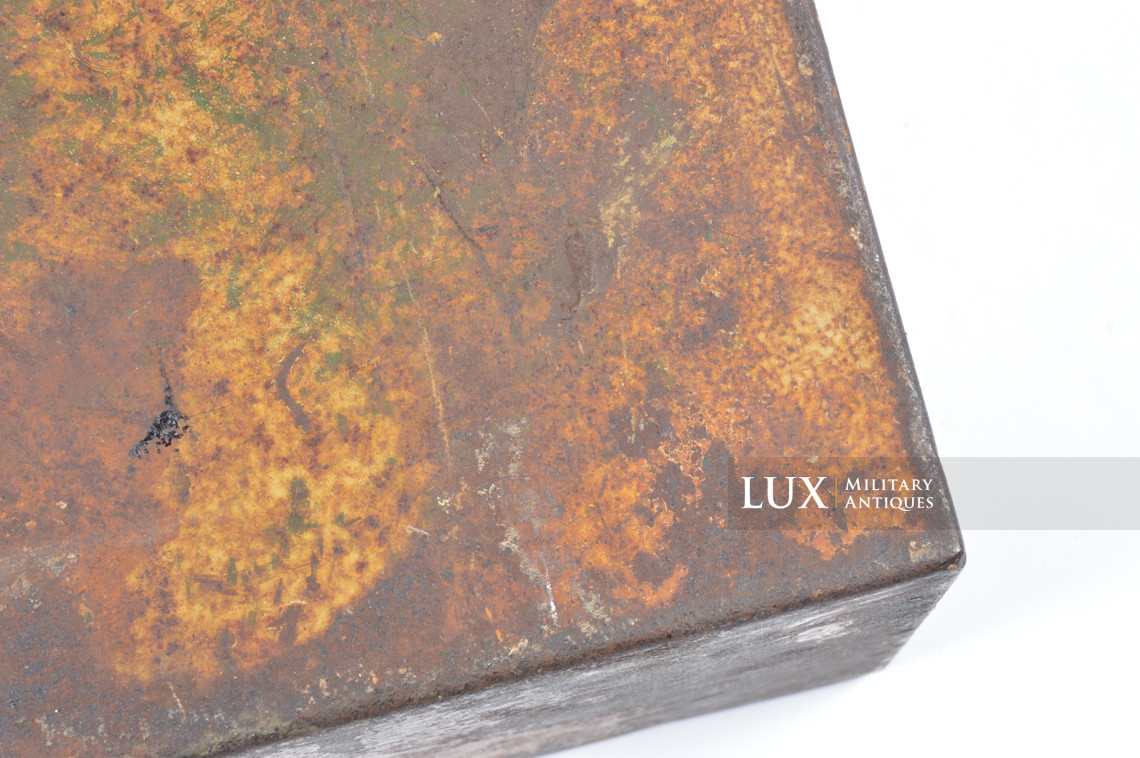 Caisse allemande pour chargeurs de 2cm Flak camouflée trois tons « Normandie » - photo 17