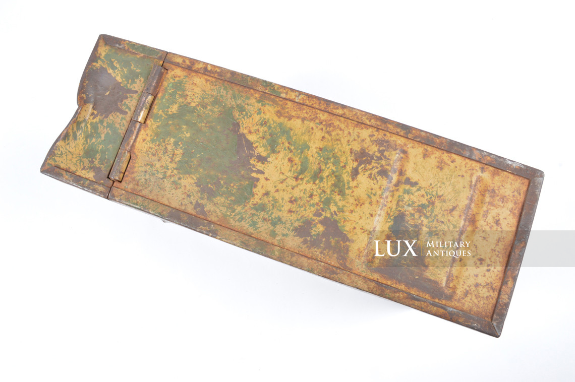 Caisse allemande pour chargeurs de 2cm Flak camouflée trois tons « Normandie » - photo 26