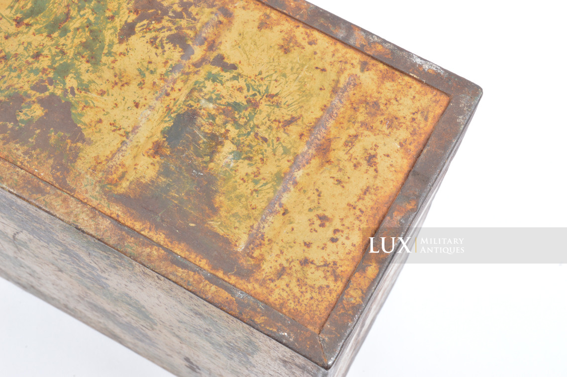 Caisse allemande pour chargeurs de 2cm Flak camouflée trois tons « Normandie » - photo 29