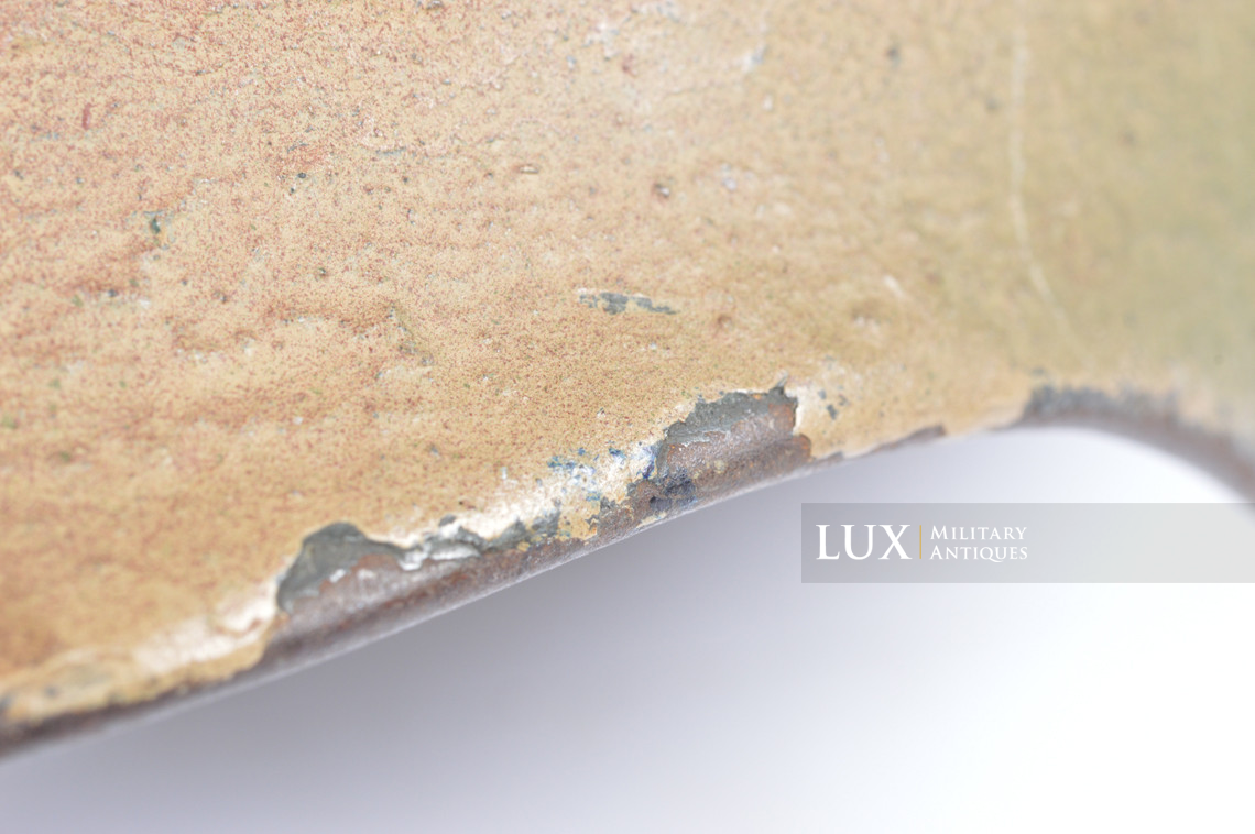 M35 Heer three tone sawdust textured camouflage combat helmet, « Normandy » - photo 23