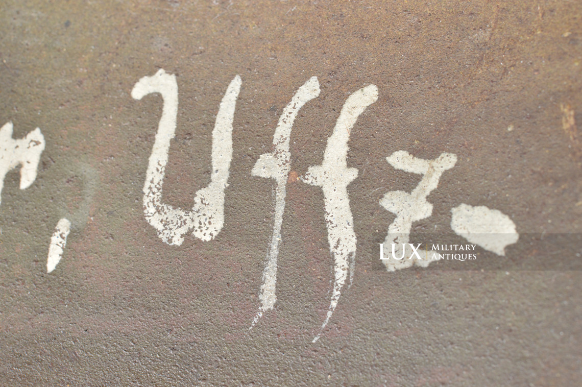 Unique casque allemand M35 camouflé trois tons, « Normandie » - photo 47