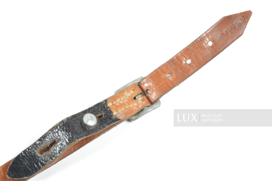 Late-war German helmet chinstrap, RBNr « 0/0750/0100 » - photo 12