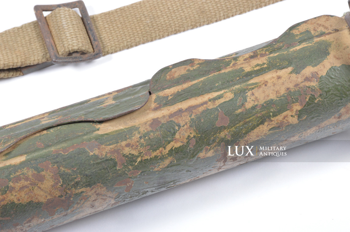German MG42 camouflage spare barrel carrier - photo 8