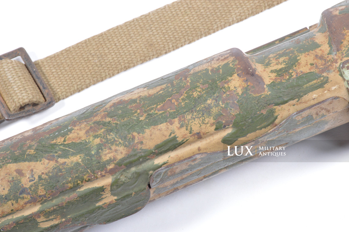 German MG42 camouflage spare barrel carrier - photo 13