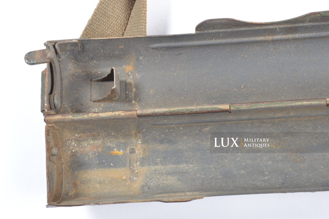 German MG42 camouflage spare barrel carrier - photo 51