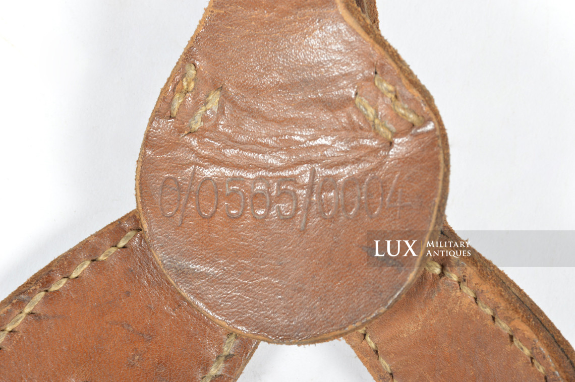 German late-war leather combat Y-straps, RBNr « 0/0565/0004 » - photo 22