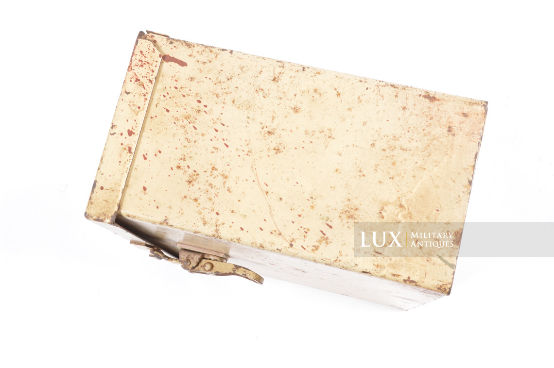 German armored vehicle headphones & microphone storage box    - photo 11