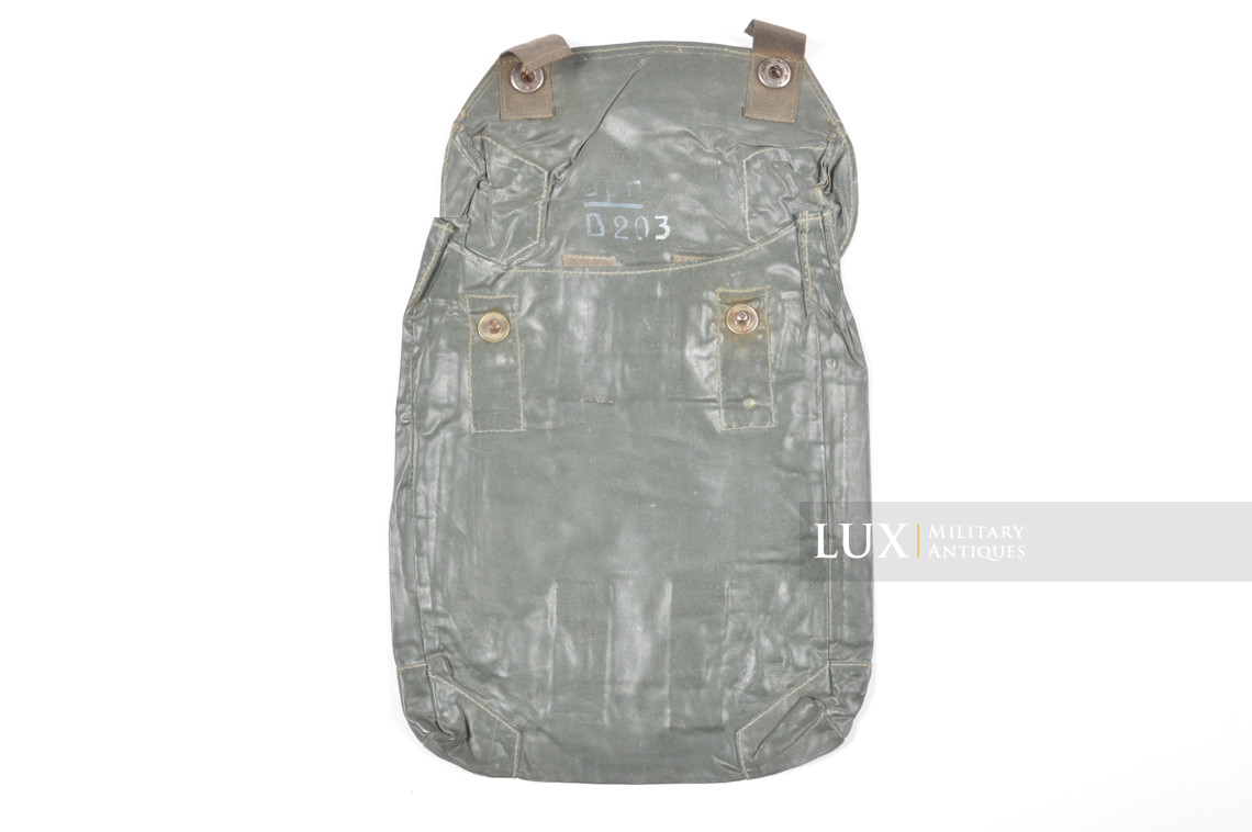 Early German anti-gas cape pouch - photo 9