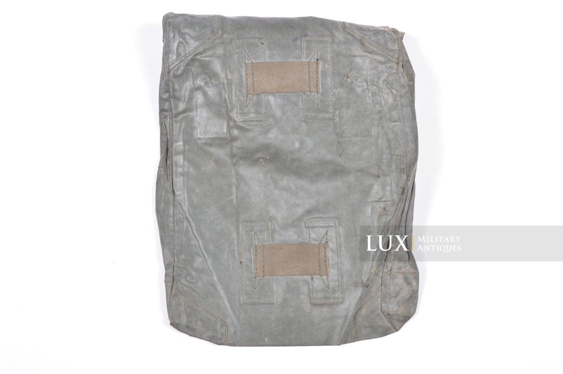 Early German anti-gas cape pouch - photo 10