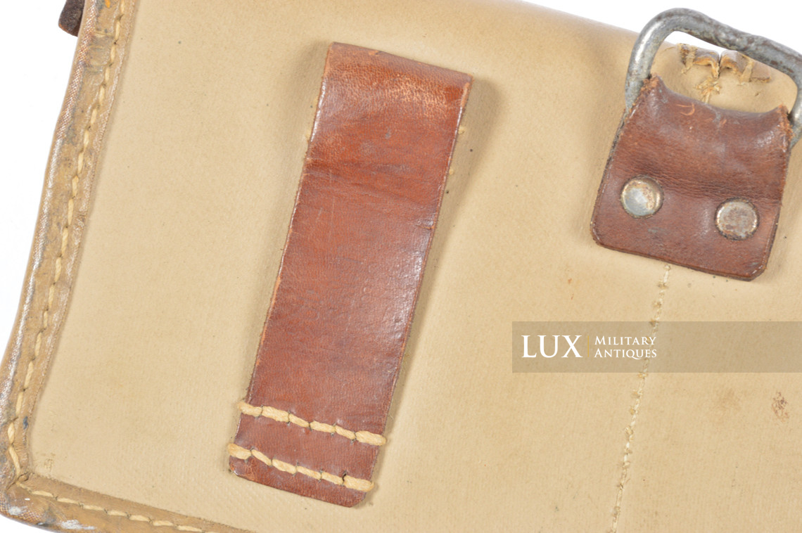 Très rare porte chargeurs de G43/K43 en toile cirée jaune, « Otto Koberstein 1944 » - photo 12