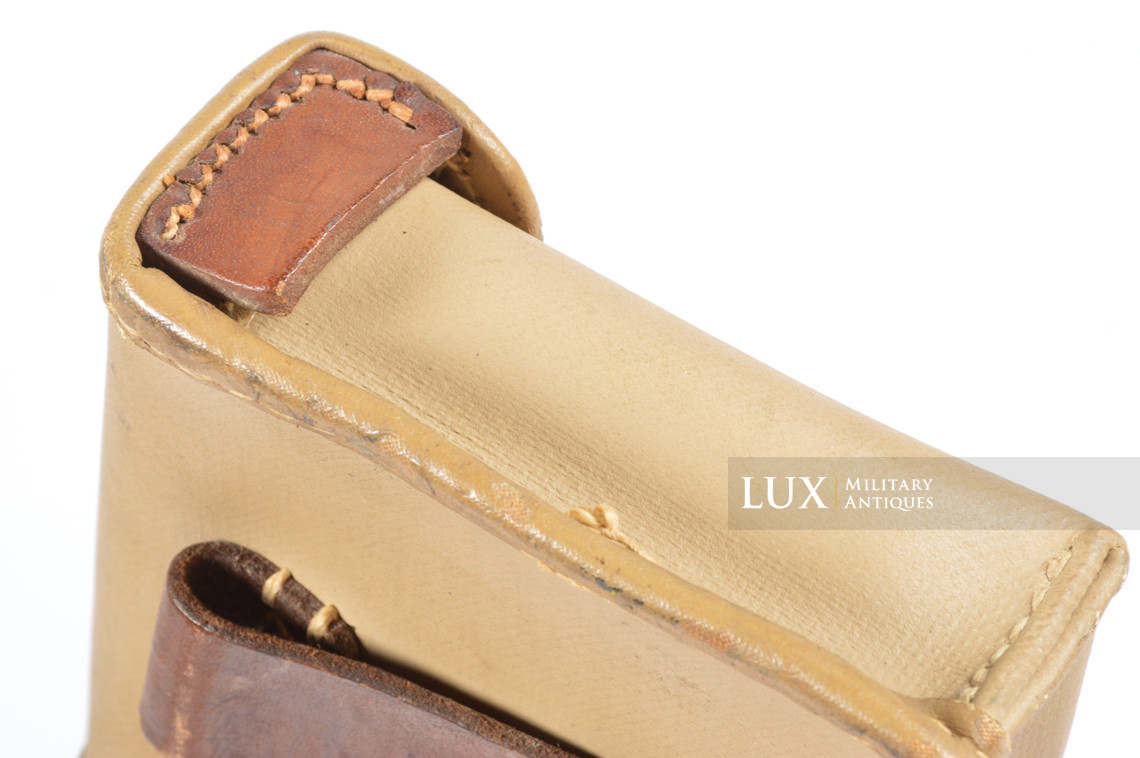 Très rare porte chargeurs de G43/K43 en toile cirée jaune, « Otto Koberstein 1944 » - photo 18