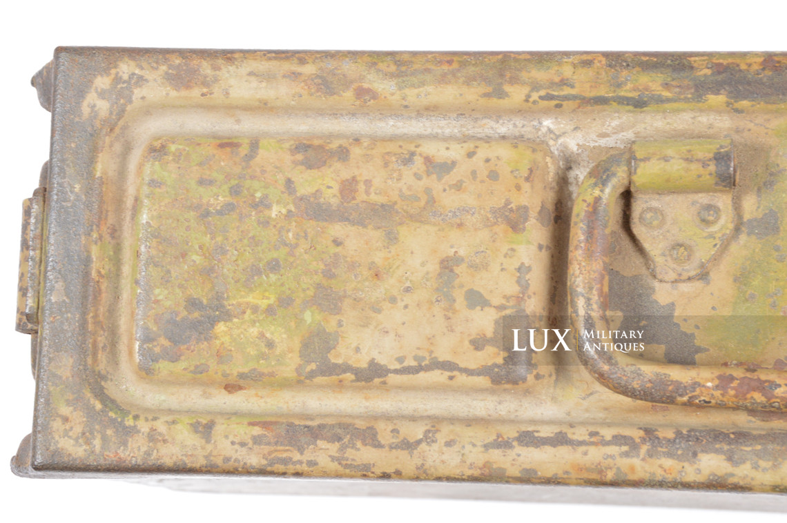 Late-war German camouflage MG34/42 ammunitions case - photo 14
