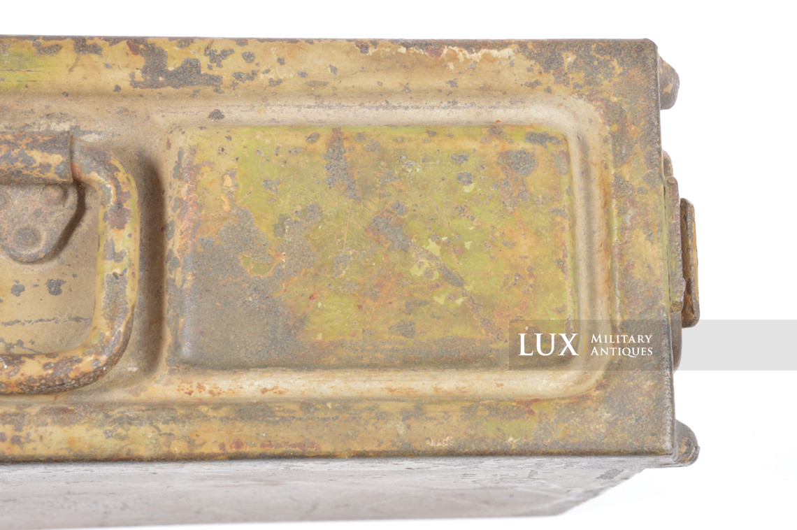 Late-war German camouflage MG34/42 ammunitions case - photo 16