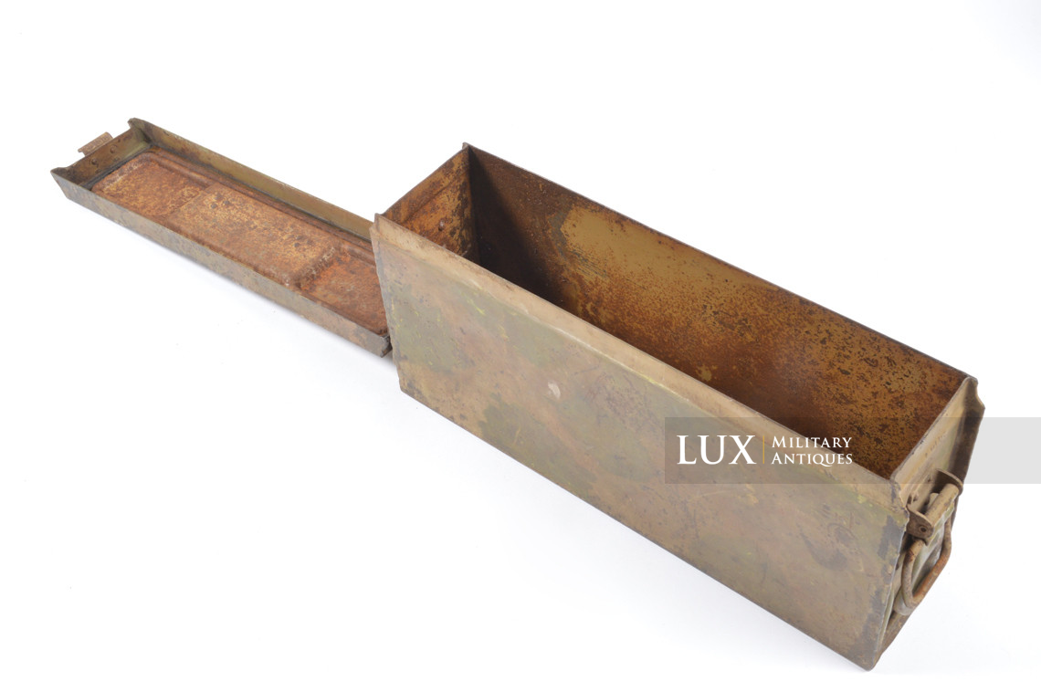 Late-war German camouflage MG34/42 ammunitions case - photo 28