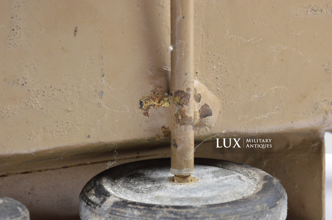 Period German armored vehicle toy model, « PUMA » - photo 42