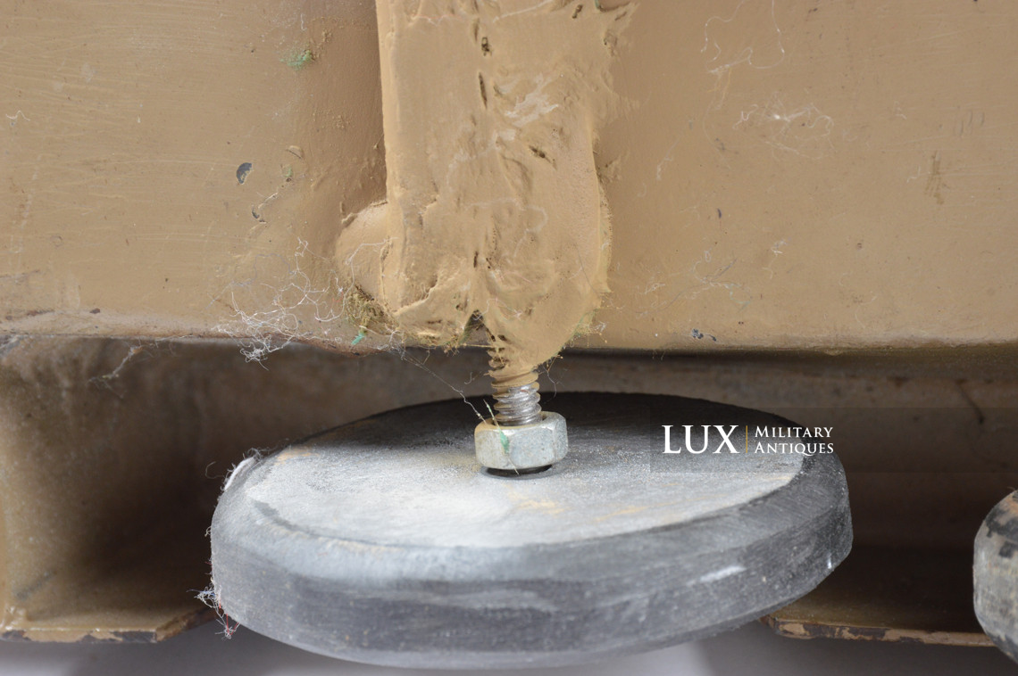 Period German armored vehicle toy model, « PUMA » - photo 44