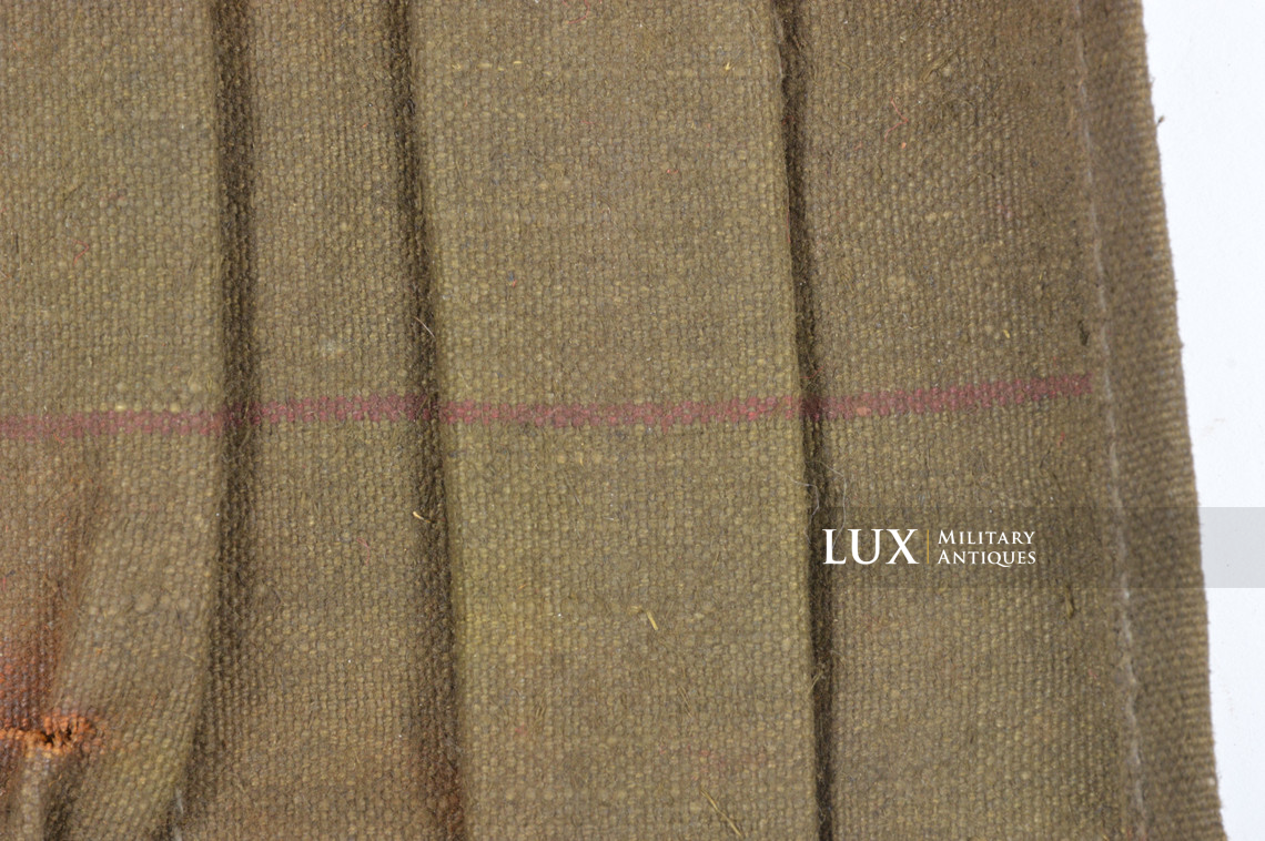 Late-war German light vehicle tool roll - photo 18