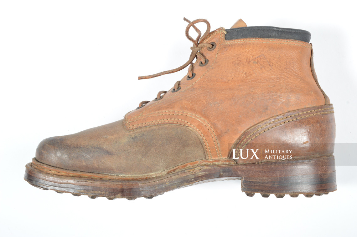 Unissued late-war German ankle boots - photo 12