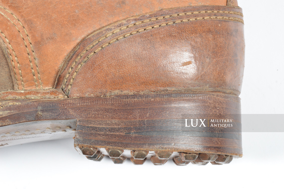 Unissued late-war German ankle boots - photo 16