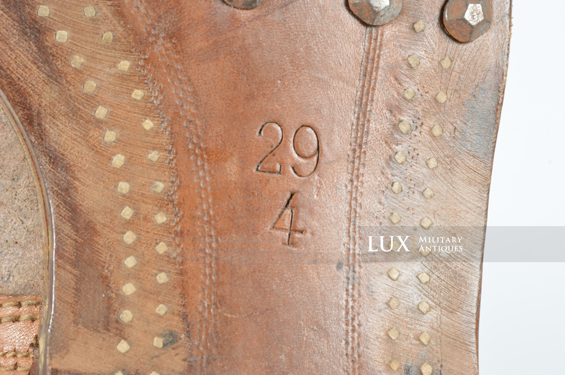 Unissued late-war German ankle boots - photo 34