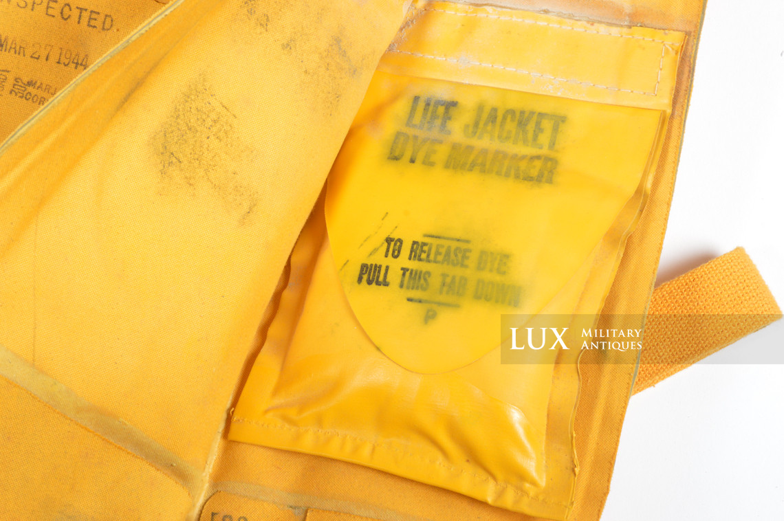 USAAF Type B-4 Mae West, « 1943 » - photo 20