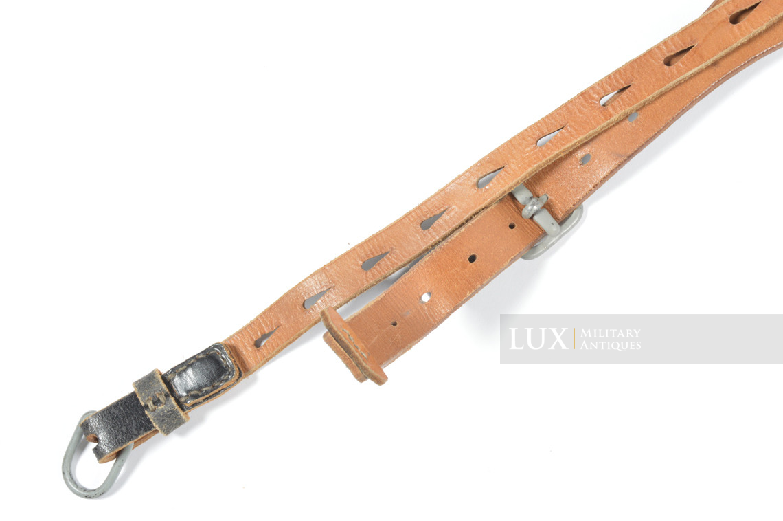 Brelage lourd Heer / Waffen-SS, construction fin de guerre rivetée, « RBNr » - photo 18