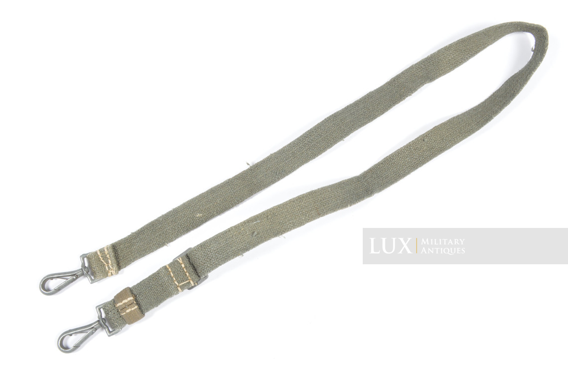 Sangle de transport en web de la sacoche pour cartouches de lance fusée allemand - photo 9
