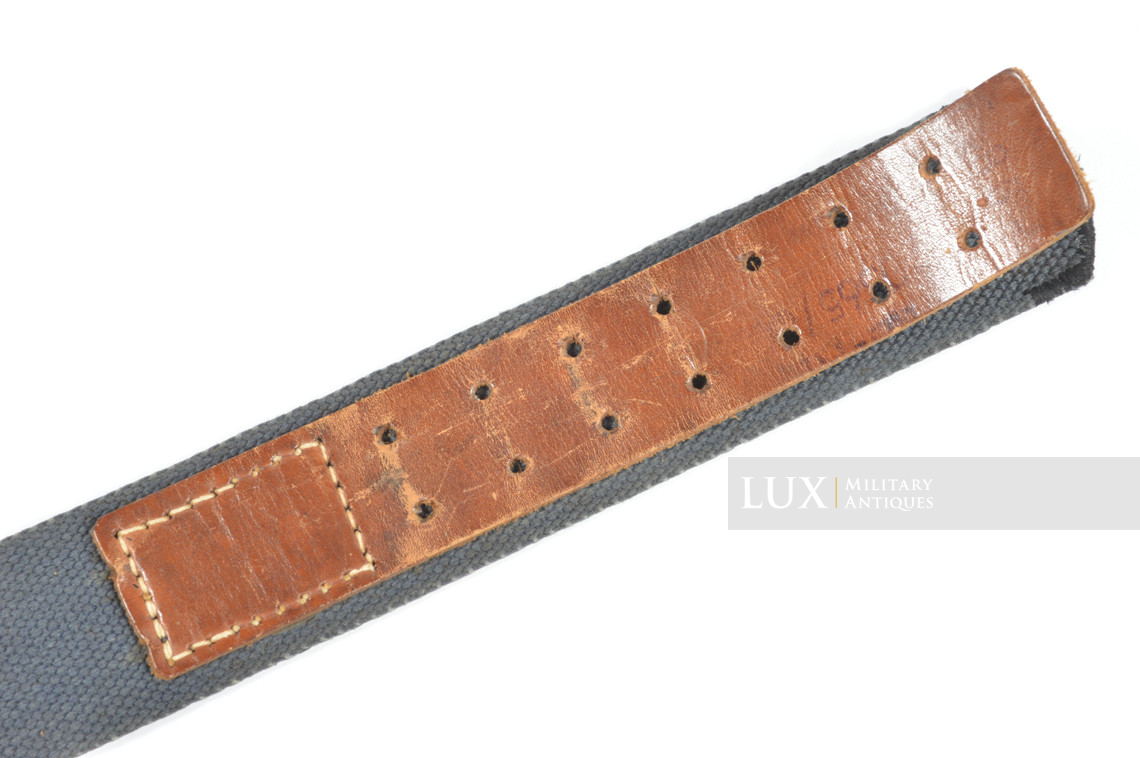 Rare Luftwaffe late-war blue web belt, « RBNr » - photo 11
